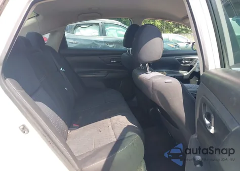 2016 Nissan Altima 2.5/2.5 S/2.5 Sl/2.5 Sr/2.5 Sv z USA, uszkodzony, nr VIN 1N4AL3AP1GN306300